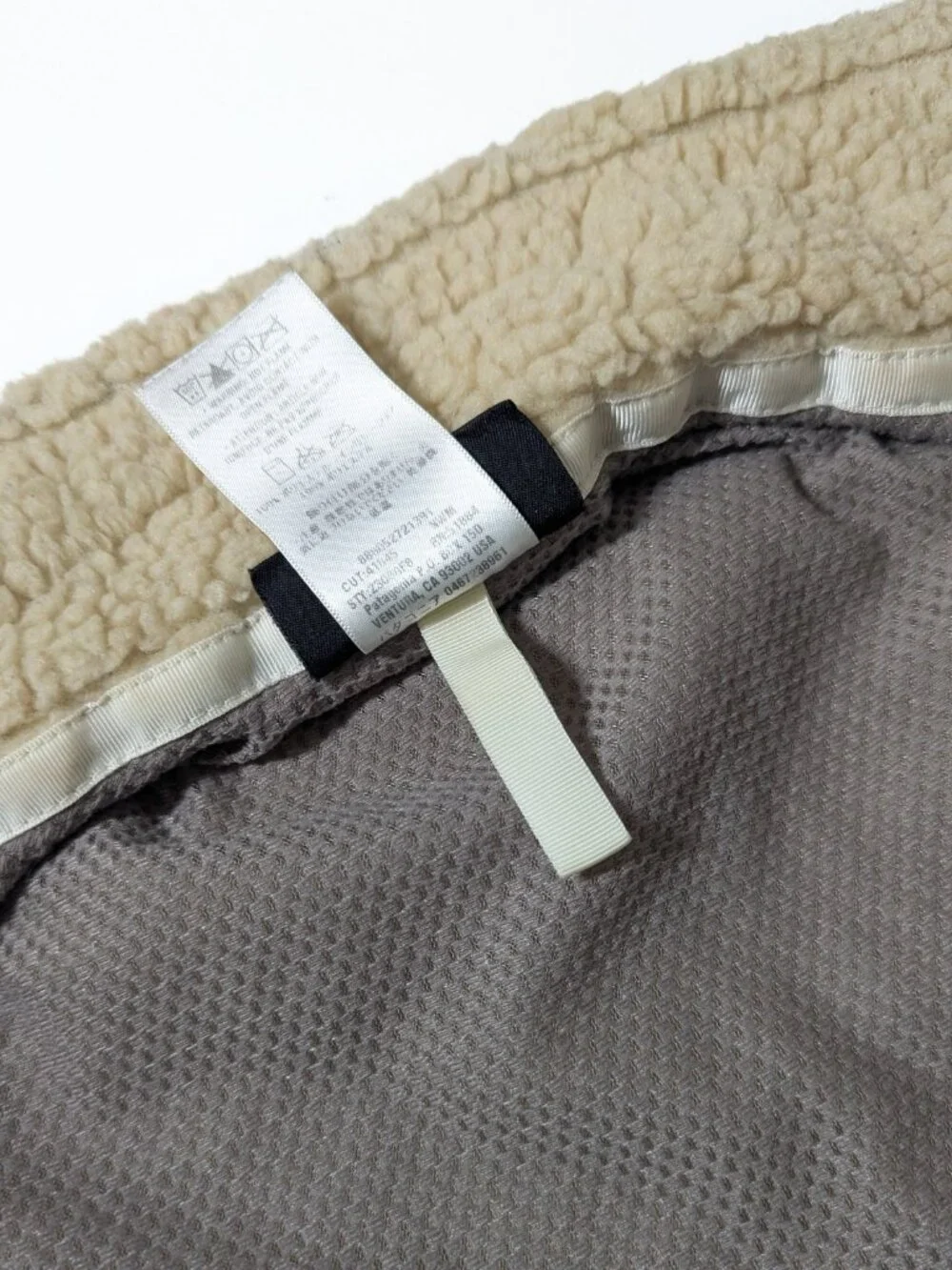 Patagonia Synchilla Fleece Vest Cream Oatmeal Full Zip S EUC Gorpcore Cozy Hike